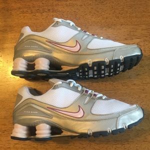 Nike Shox 7.5 Women’s Pink/Gold/White